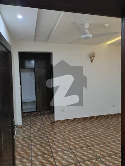 Upper Portion Of 20 Marla Available For Rent In Fazaia Housing Scheme Phase 1