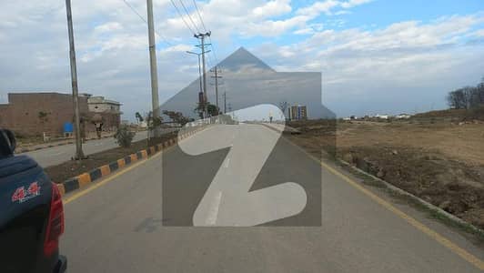 University Town Islamabad 50x90 Possession Plot For Sale