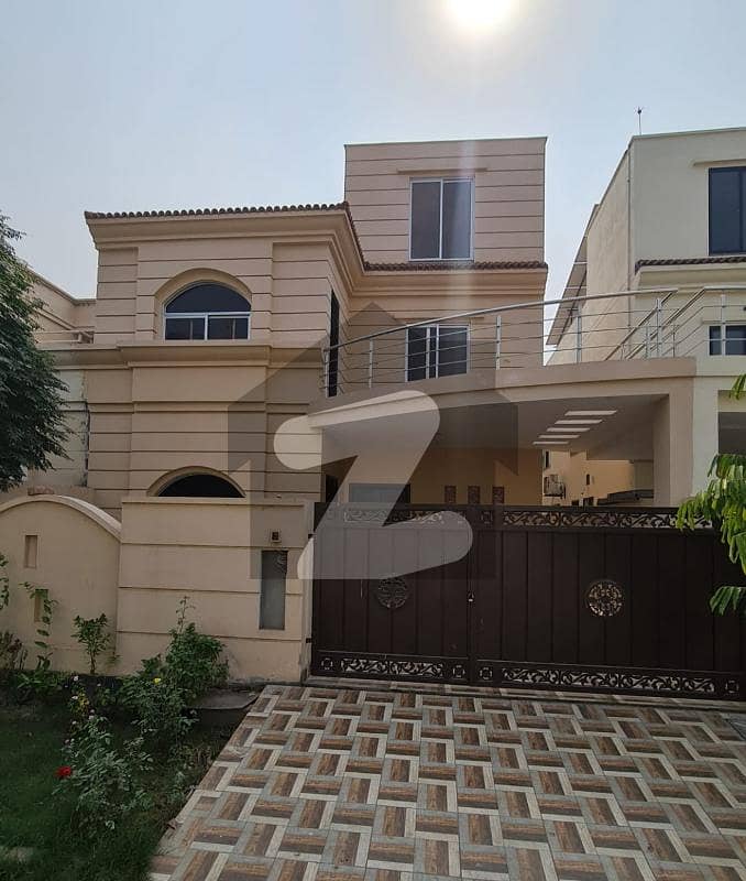 7.5 Marla Double Storey Highly-Desirable House Available In Buch Executive Villa'S For Rent