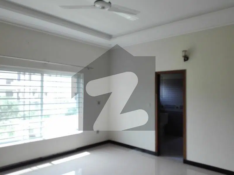 Gulraiz Housing Society Phase 5 House Sized 13 Marla For Sale
