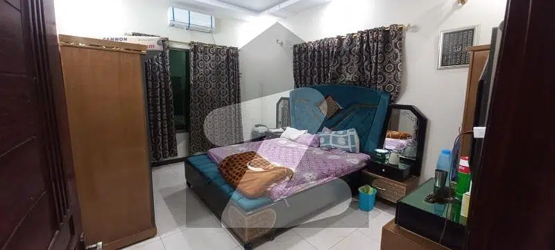 400 Square Yards House For Sale In Saadi Town Karachi