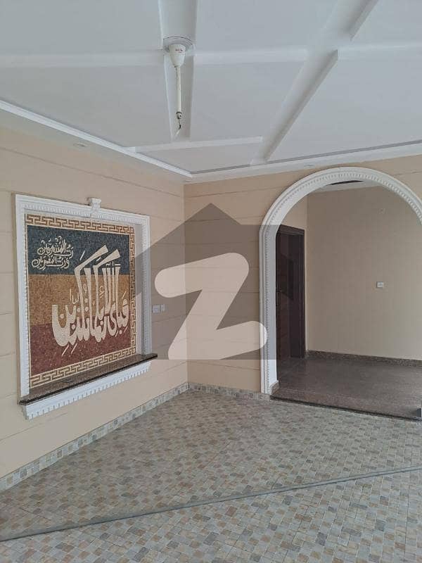 1 kanal corner double story house for sale in falcon complex Guldberg Lahore