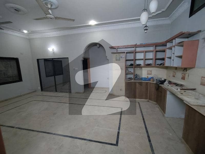 COMMERCIAL PORTION FOR RENT 6 BIG ROOMS OPEN KITCHEN SEPARATE PORTION CCTV CAMERAS SEPARATE ENTRANCE SOFTWARE/WAREHOUSE/OTHERS OFFICE WORK/WARE HOUSE NEAREST TUESDAY BAZAR BLOCK 13B GULSHAN E IQBAL