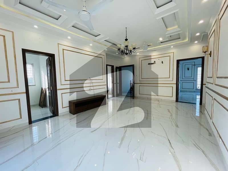 Upper Portion Of One Kanal Available For Rent