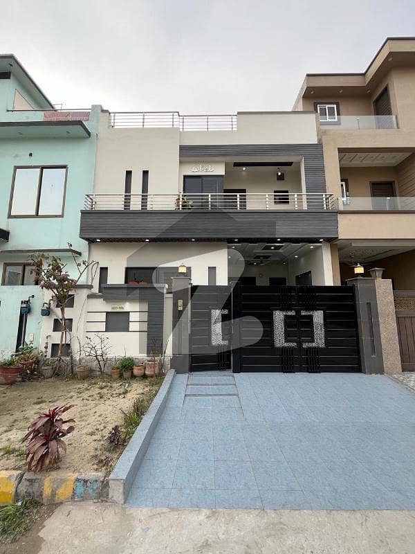 5 Marla House Available For Sale in Citi Housing Gujranwala Block-DD 60ft Road (Facing Kanal Houses)