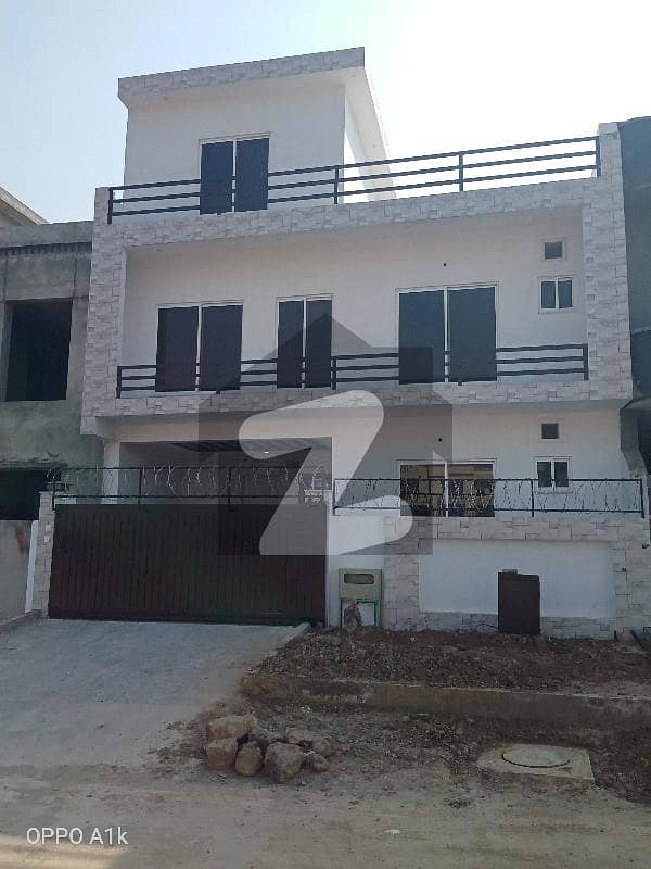 D12 Islamabad 8 Marla Brand New Beautiful House Available For Rent