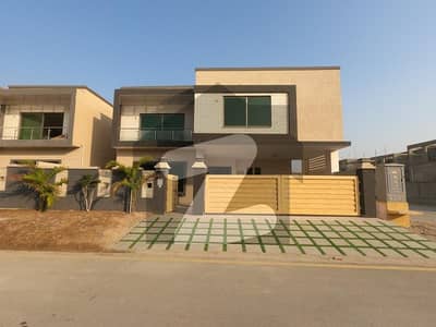 Prime Location House Of 375 Square Yards Is Available In Contemporary Neighborhood Of Cantt