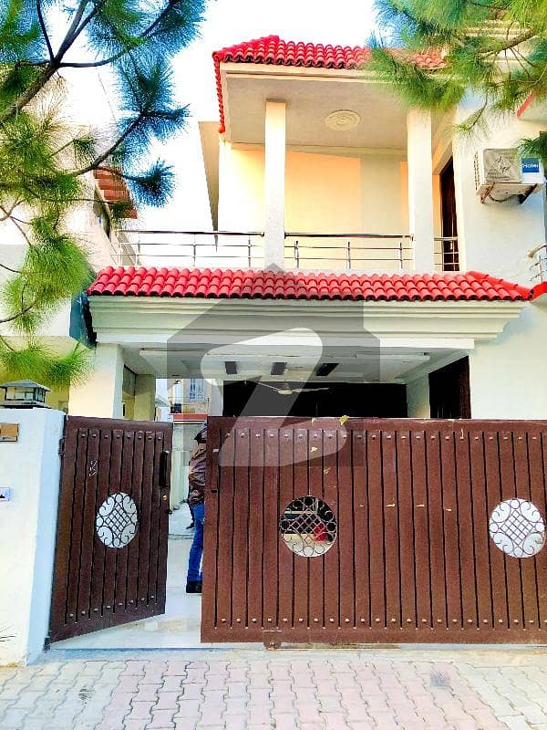 10 Marla House Full Furnished For Rent