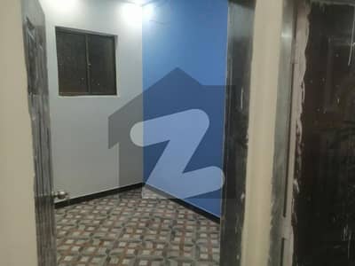 اللہ والا ٹاؤن کورنگی,کراچی میں 2 کمروں کا 2 مرلہ فلیٹ 27.0 لاکھ میں برائے فروخت۔