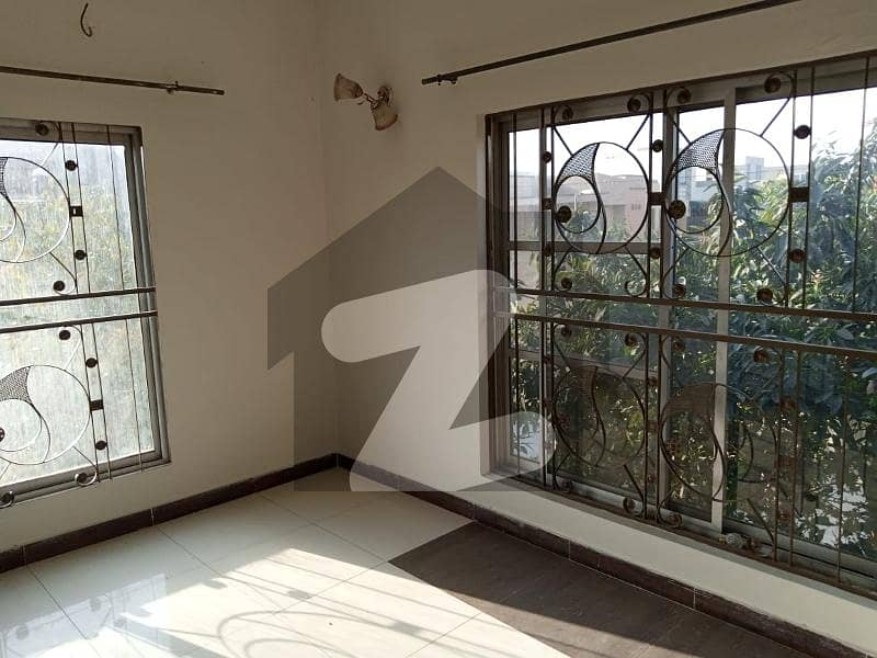 8 Marla Facing Park House For Sale In Usman Block Bahria Town Lahore