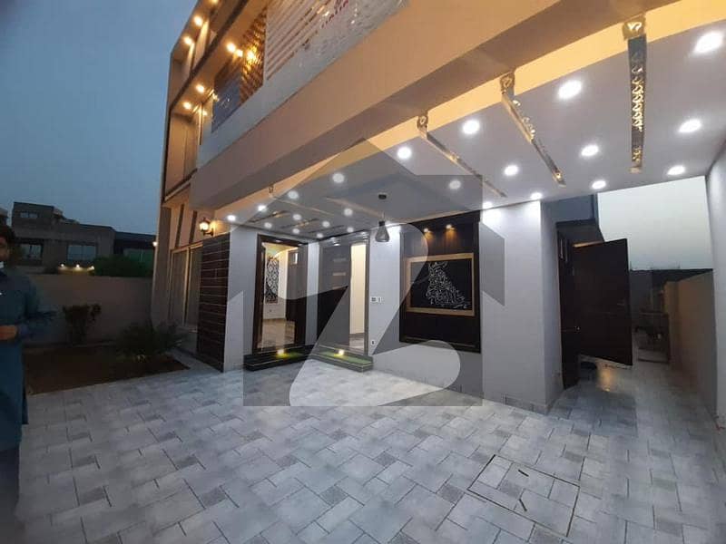10 Marla Luxurious House For Sale In Tulip Block Bahira Town Lahore