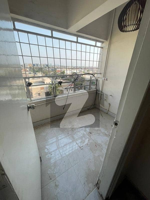 1050 Square Feet Flat For Rent In DHA Phase 5 Karachi