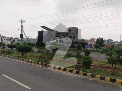  1 Kanal Prime Location Residential Plot For Sale In AWT Phase 2 Lahore, Block D
                                title=
