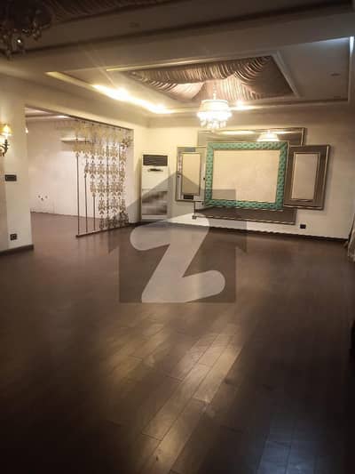 گارڈن ٹاؤن - احمد بلاک گارڈن ٹاؤن,لاہور میں 7 کمروں کا 2 کنال مکان 25.0 کروڑ میں برائے فروخت۔