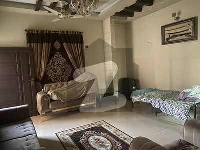 گلشنِ اقبال - بلاک 13 ڈی گلشنِ اقبال,گلشنِ اقبال ٹاؤن,کراچی میں 10 کمروں کا 10 مرلہ مکان 7.25 کروڑ میں برائے فروخت۔