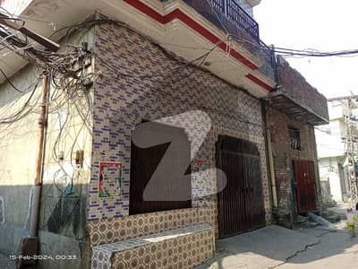 سلامت پورہ لاہور میں 4 کمروں کا 4 مرلہ مکان 1.3 کروڑ میں برائے فروخت۔
