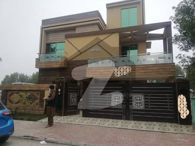 10 Marla Used Budget Friendly House For Sale In Shaheen Block Bahria Town Lahore