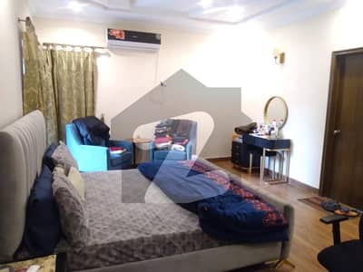 1 Kanal 5 Bed Well Maintained House In DHA Phase 1 Fully Furnished
