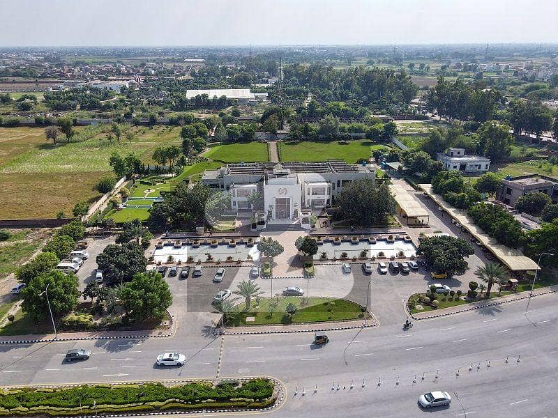لیک سٹی ۔ سیکٹر ایم ۔ 1 لیک سٹی,رائیونڈ روڈ,لاہور میں 8 مرلہ رہائشی پلاٹ 1.75 کروڑ میں برائے فروخت۔