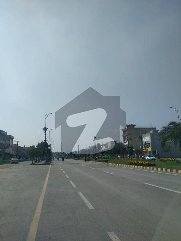Hot Location Plot For Sale In D Block On 80 Feet Road