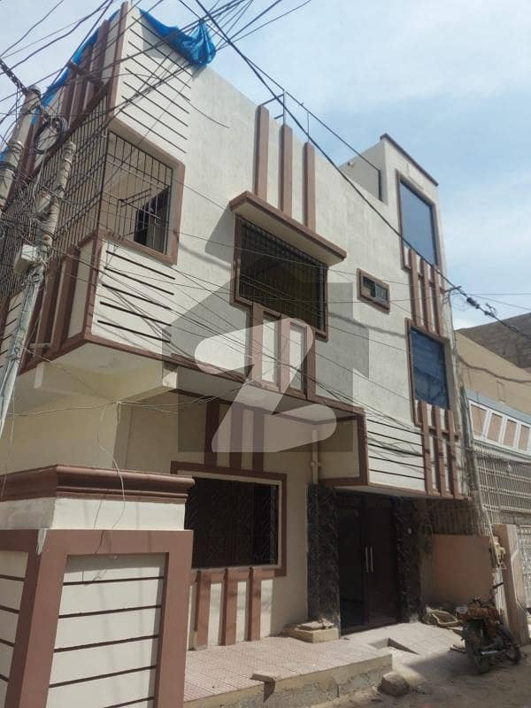 بفر زون نارتھ کراچی,کراچی میں 6 کمروں کا 5 مرلہ مکان 2.6 کروڑ میں برائے فروخت۔