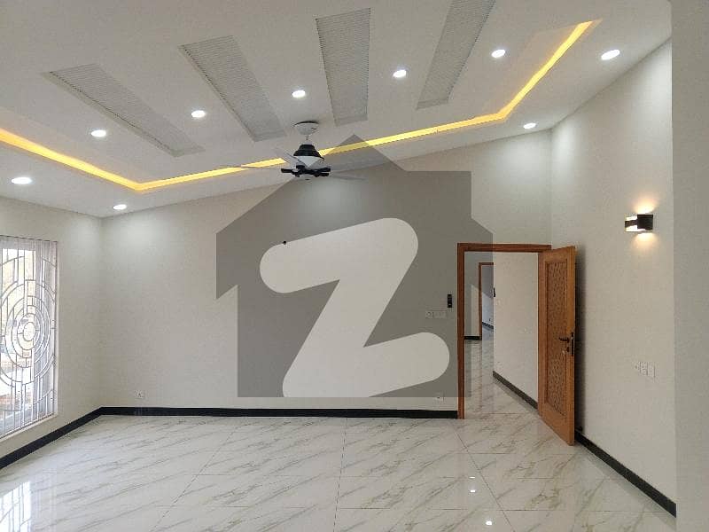 ای ۔ 7 اسلام آباد میں 5 کمروں کا 3 کنال مکان 35.0 لاکھ میں کرایہ پر دستیاب ہے۔