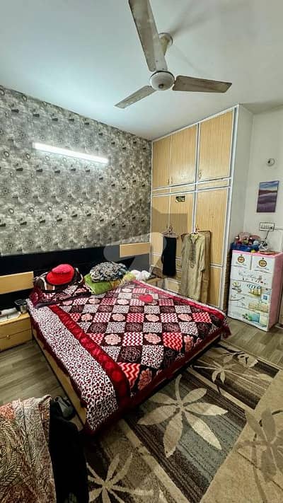 فیصل کالونی راولپنڈی میں 6 کمروں کا 6 مرلہ مکان 1.75 کروڑ میں برائے فروخت۔