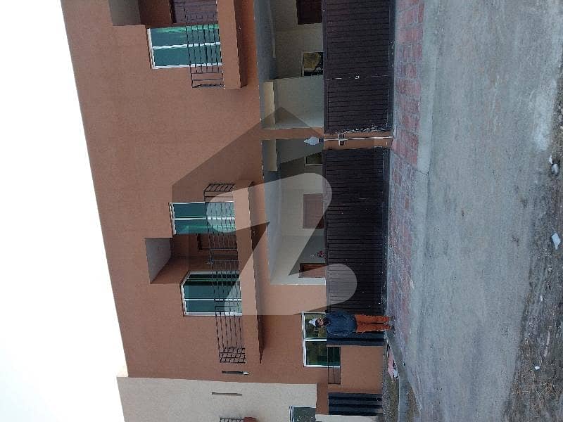 راولپنڈی ہاؤسنگ سوساءٹی سی ۔ 18,اسلام آباد میں 4 کمروں کا 5 مرلہ مکان 1.05 کروڑ میں برائے فروخت۔