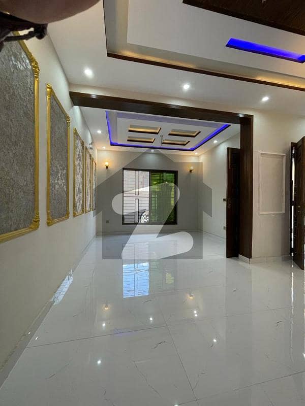 پارک ویو سٹی - ٹولپ اوورسیز پارک ویو سٹی,لاہور میں 4 کمروں کا 5 مرلہ مکان 1.75 کروڑ میں برائے فروخت۔