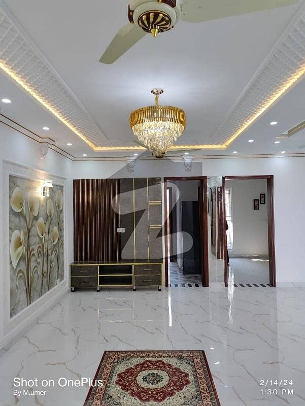 ڈریم گارڈنز ڈیفینس روڈ,لاہور میں 3 کمروں کا 5 مرلہ مکان 2.5 کروڑ میں برائے فروخت۔