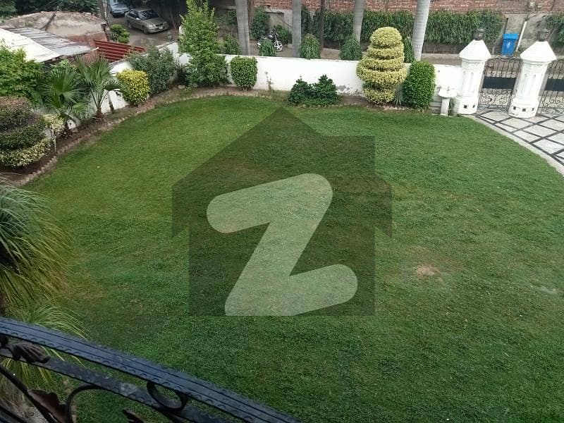 گلبرگ 2 گلبرگ,لاہور میں 5 کمروں کا 2 کنال مکان 22.0 کروڑ میں برائے فروخت۔