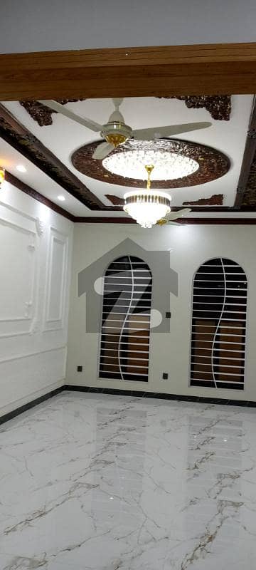 گلبرگ ریزیڈنشیا - بلاک ایل گلبرگ ریزیڈنشیا,گلبرگ,اسلام آباد میں 4 کمروں کا 7 مرلہ مکان 3.85 کروڑ میں برائے فروخت۔
