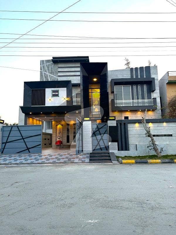 1-Kanal Brand New Ultra Modern Bungalow For Sale In Wapda Town Lahore