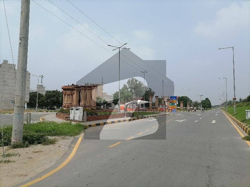 Own A Commercial Plot In 4 Marla Canal Expressway