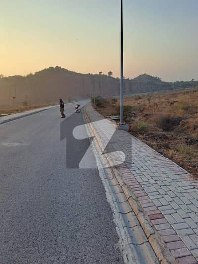 ڈی ایچ اے فیز 4 - سیکٹر اے ڈی ایچ اے ڈیفینس فیز 4,ڈی ایچ اے ڈیفینس,اسلام آباد میں 1 کنال رہائشی پلاٹ 2.8 کروڑ میں برائے فروخت۔ ڈی ایچ اے فیز 4 - سیکٹر اے ڈی ایچ اے ڈیفینس فیز 4,ڈی ایچ اے ڈیفینس,اسلام آباد میں 1 کنال رہائشی پلاٹ 2.8 کروڑ میں برائے فروخت۔