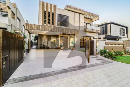 ڈی ایچ اے فیز 6 ڈیفنس (ڈی ایچ اے),لاہور میں 5 کمروں کا 1 کنال مکان 2.75 لاکھ میں کرایہ پر دستیاب ہے۔