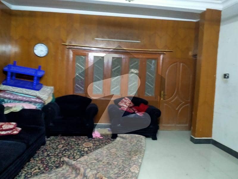 نارتھ ناظم آباد ۔ بلاک ایل نارتھ ناظم آباد,کراچی میں 4 کمروں کا 16 مرلہ زیریں پورشن 1.0 لاکھ میں کرایہ پر دستیاب ہے۔