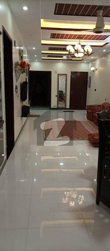 نارتھ ناظم آباد ۔ بلاک ایچ نارتھ ناظم آباد,کراچی میں 6 کمروں کا 9 مرلہ مکان 5.5 کروڑ میں برائے فروخت۔