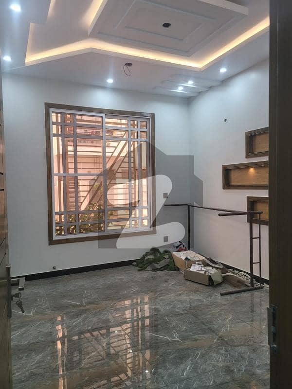 House For Sale In Rs. 32000000