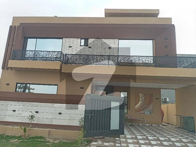 10 MARLA SUPER HOT LOCATION BRAND NEW HOUSE FOR SALE IN NASHEMAN-E-IQBAL PHASE 2 BLOCK B WITH 6 BEDS