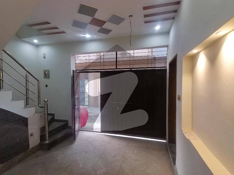 کاہنہ لاہور میں 2 کمروں کا 5 مرلہ مکان 78.0 لاکھ میں برائے فروخت۔