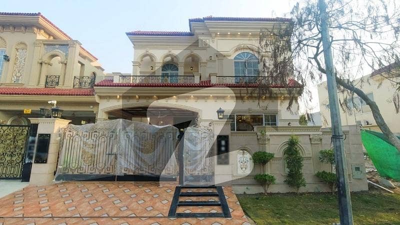 Brand New 4 Beds Luxury House DHA Phase 8 Ex Air Avenue for Sale at main Airport road Lahore