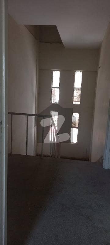 One Unit Shumail View Available For Sale Main 60 Sqft Road 1950 Square Feet