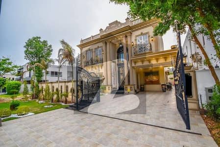 10 Marla Classical Spanish House For Sale At Hot Location Near To Park