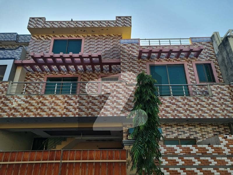 Good Location And Wapda Light And Sui Gas Use House For Sale