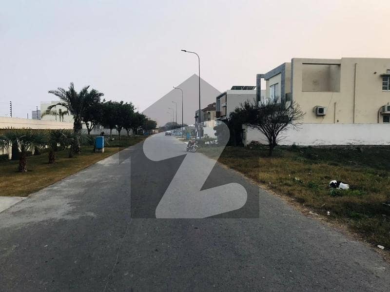 Corner 5 Marla Direct Plot Ideal Location For Sale In DHA 9 Town
