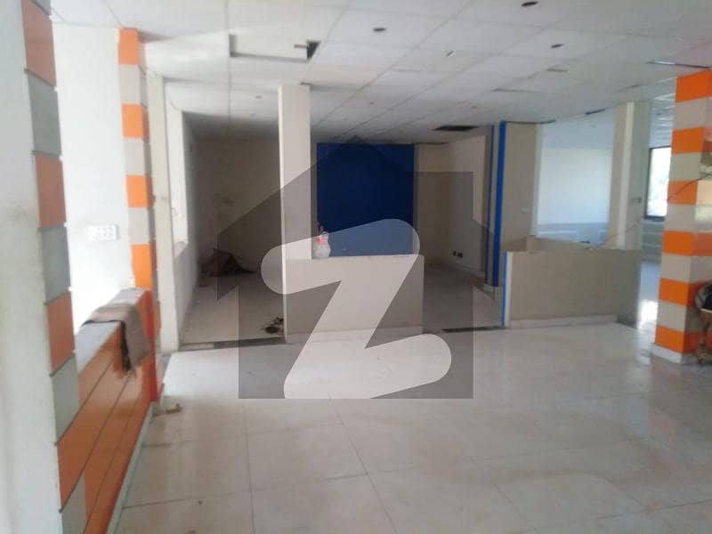 ایف ۔ 8 مرکز ایف ۔ 8,اسلام آباد میں 10 کمروں کا 2 کنال عمارت 23.0 لاکھ میں کرایہ پر دستیاب ہے۔