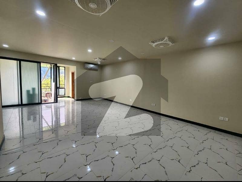 F-8 Markaz Shalimar Plaza Newly Renovated office 800 sq. Ft for sale
