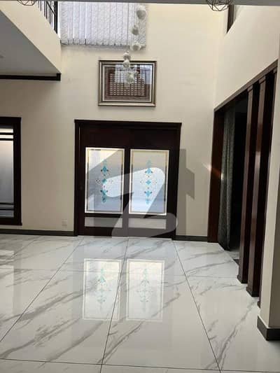 666 Sq. Yds. Slightly Used Super Luxurious Bungalow For Sale At Main 26th Street, DHA Phase 8