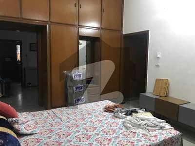لال پل مغلپورہ,لاہور میں 4 کمروں کا 10 مرلہ مکان 3.2 کروڑ میں برائے فروخت۔